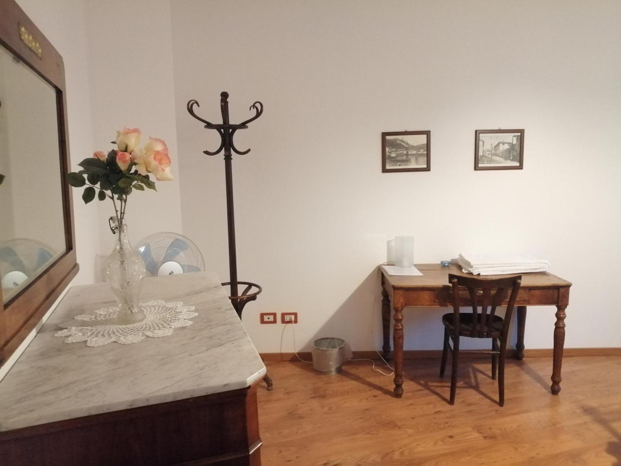 B&B Leon D'Oro Pusiano Luaran gambar